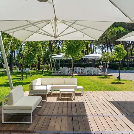 Otium Mare Felix Kamp alanı Paestum