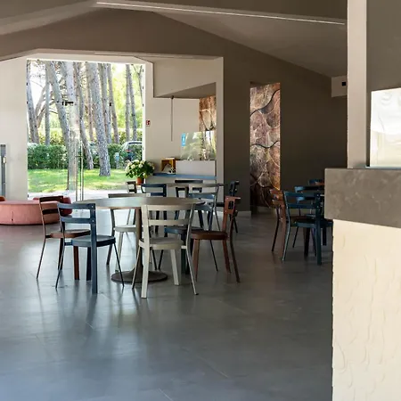 Otium Mare Felix Kamp alanı Paestum